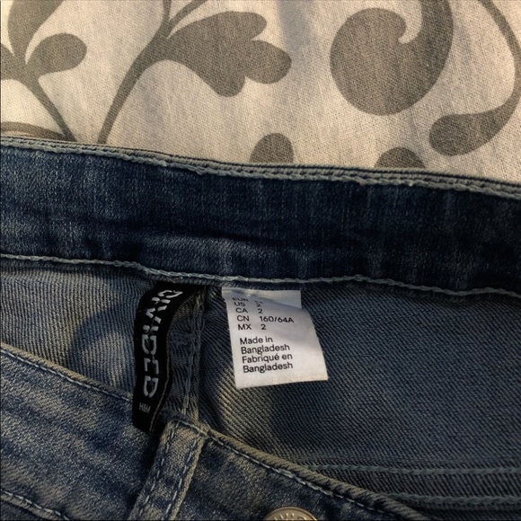 jeans - Picture 2 of 3